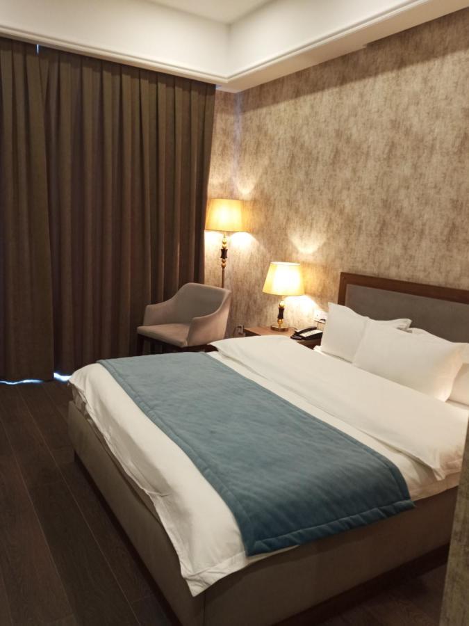 Macara Sheki City Hotel Eksteriør billede