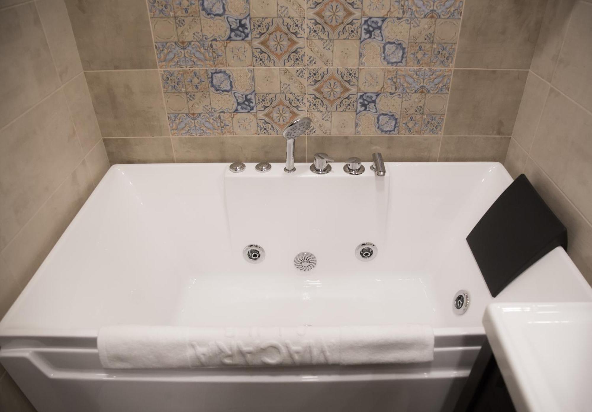 Macara Sheki City Hotel Eksteriør billede