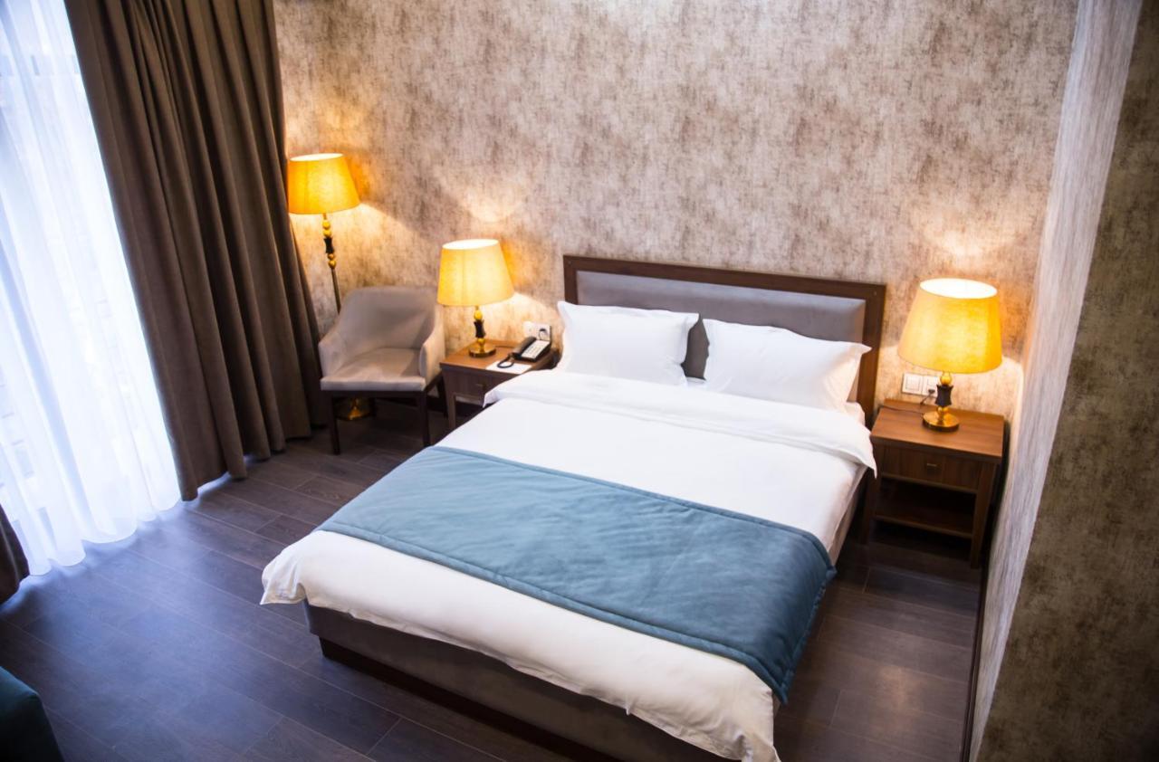 Macara Sheki City Hotel Eksteriør billede